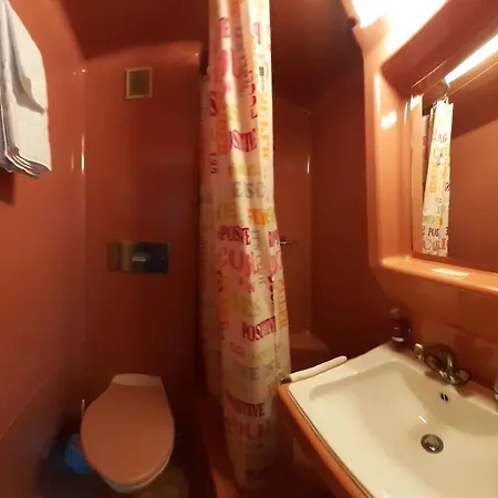 Roessli Fogadó 3*